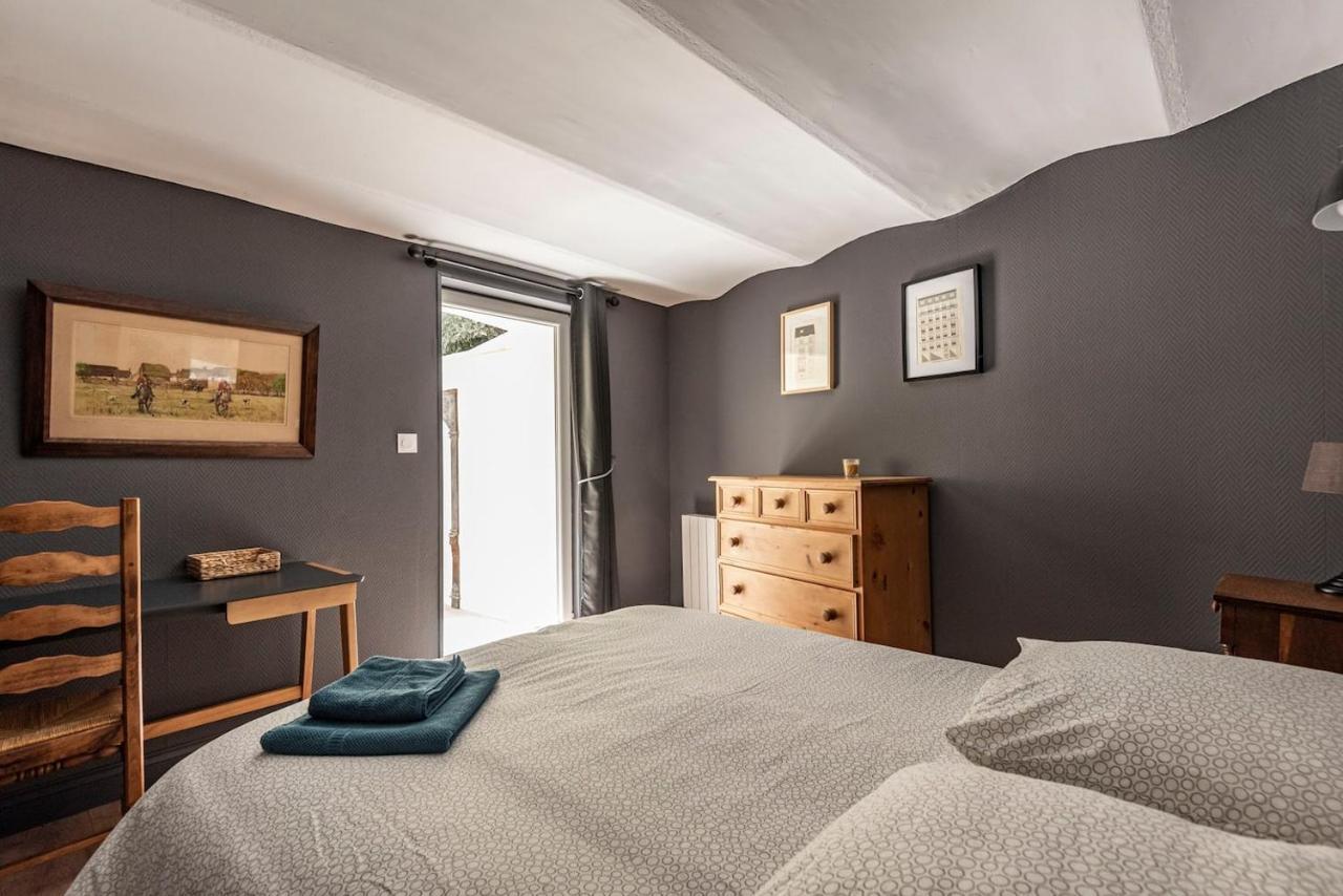 Suites Du General Leclerc Реймс Екстериор снимка