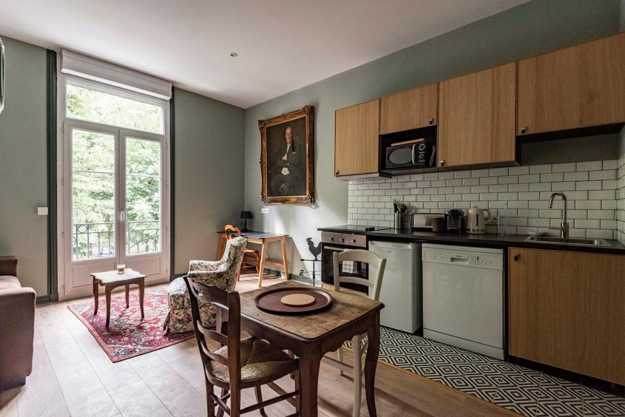 Suites Du General Leclerc Реймс Екстериор снимка